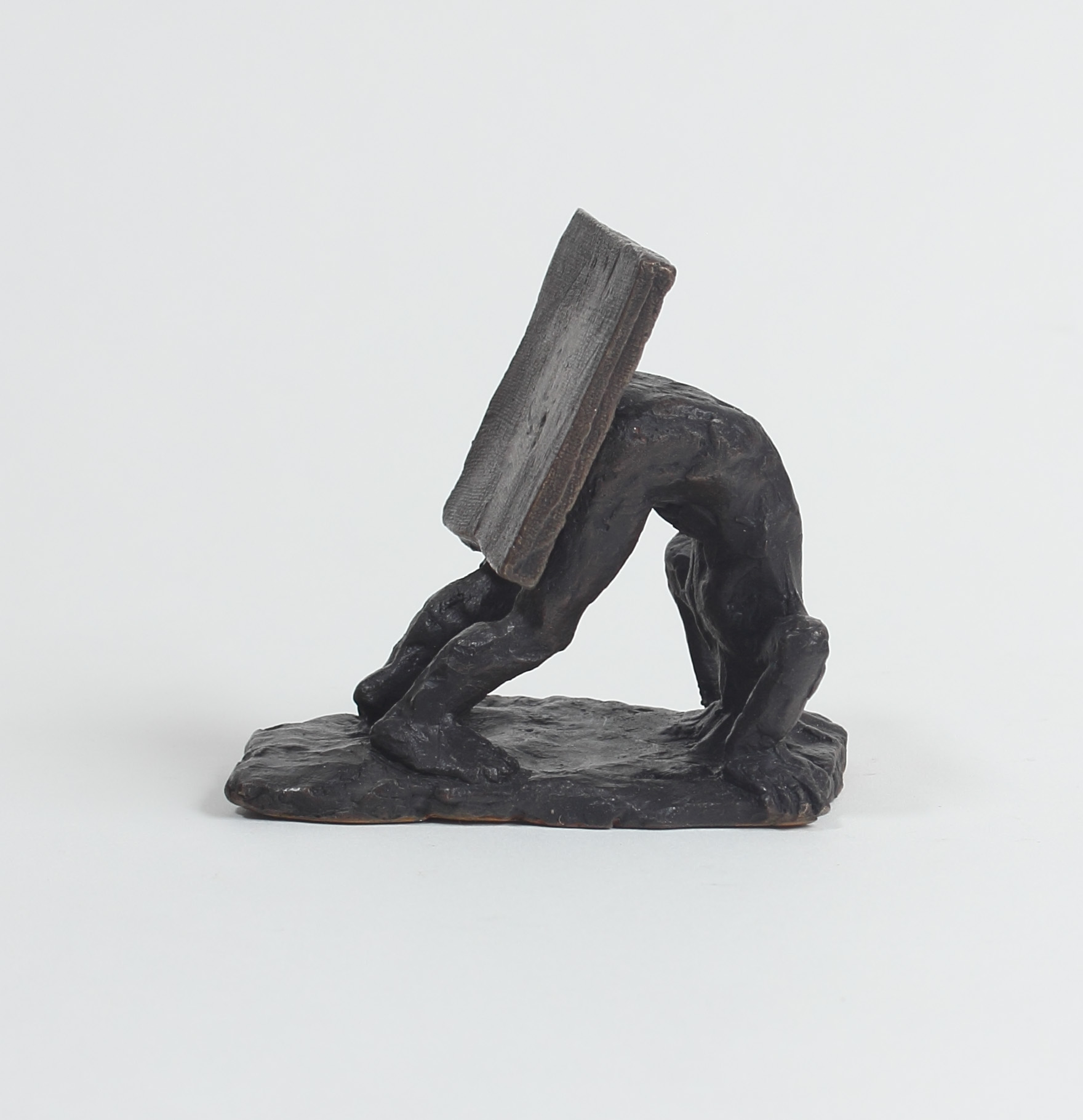 ‘Easel’ 1995, Bronze, H10 cm c